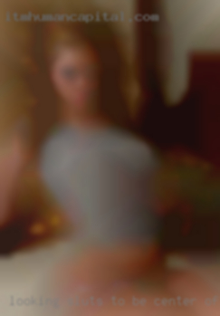 Looking sluts to be center of a BBC blowbang.